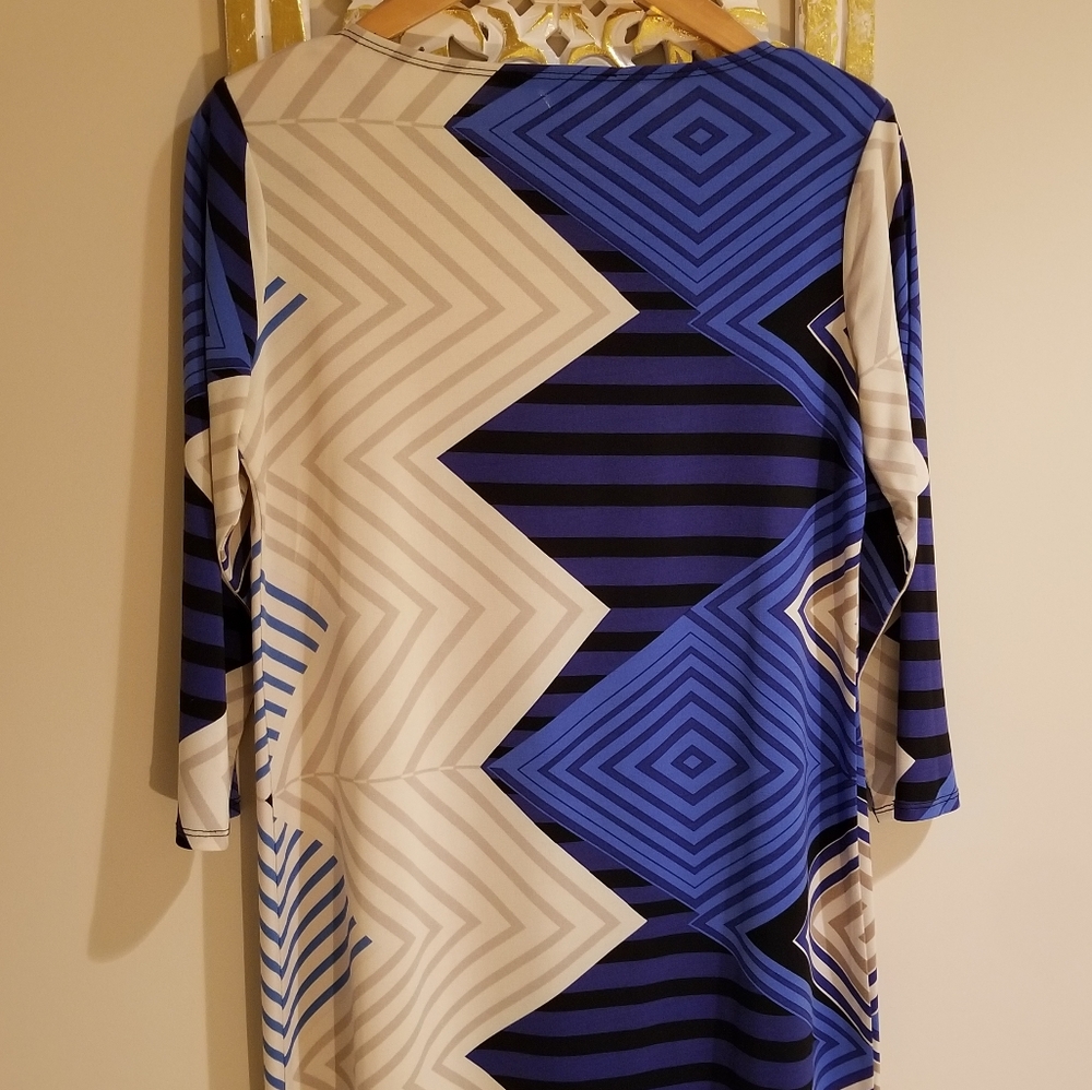 Tiana B. Shift Dress Geometric Stripe Design Blue Cream Nude - Picture 9 of 12